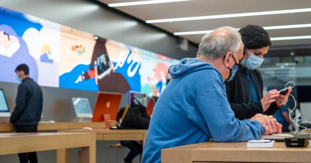 Apple Store drops mask requirements for customers in several states