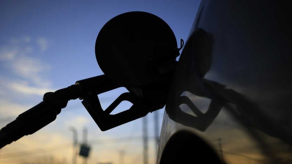 Gas prices in Florida fell slightly on Monday